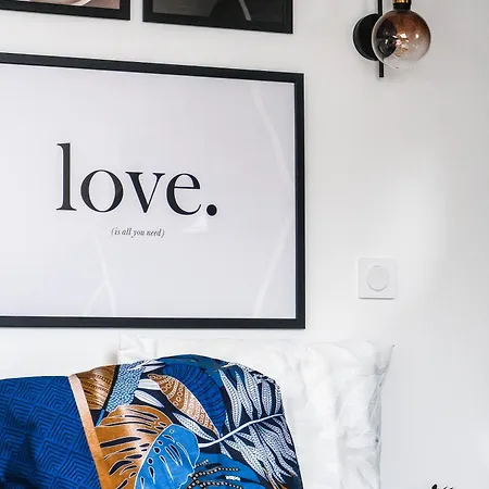 Chic & Elegant Proche De La Apartman